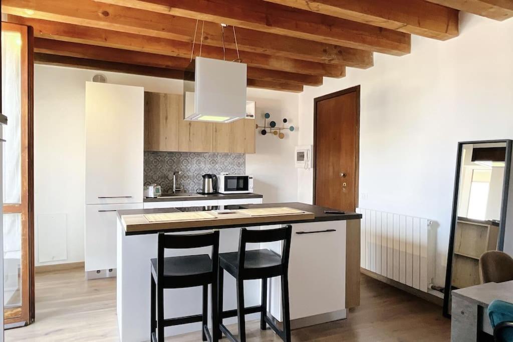 Апартаменты Nest On The Roofs - Affitti Brevi Italia Лекко Экстерьер фото